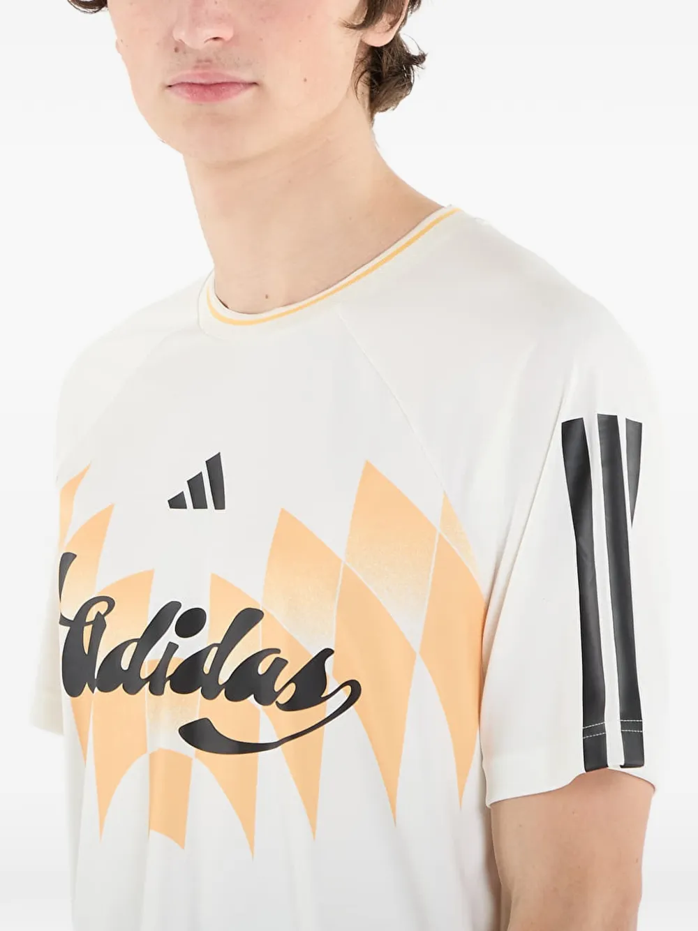 adidas T-shirt met drie strepen en grafische print Wit