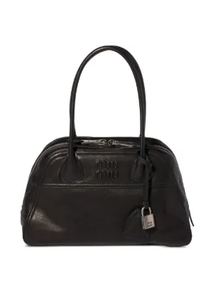 コ*ナ様 Miu Miu ブラックレザー ハンドバッグ Miu Miu ナッパレザー ハンドバッグ | ブラック | FARFETCH JP