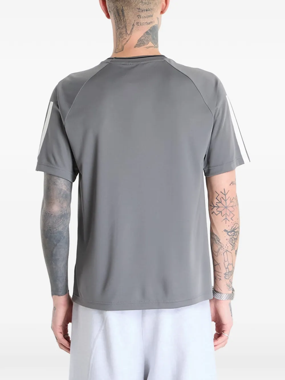 adidas Gestreept T-shirt met logo Grijs