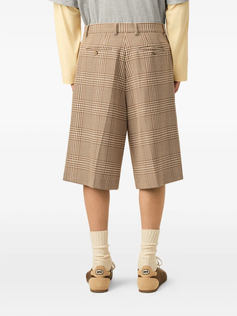 AMI Paris Wollen Prince of Wales geruite shorts Beige