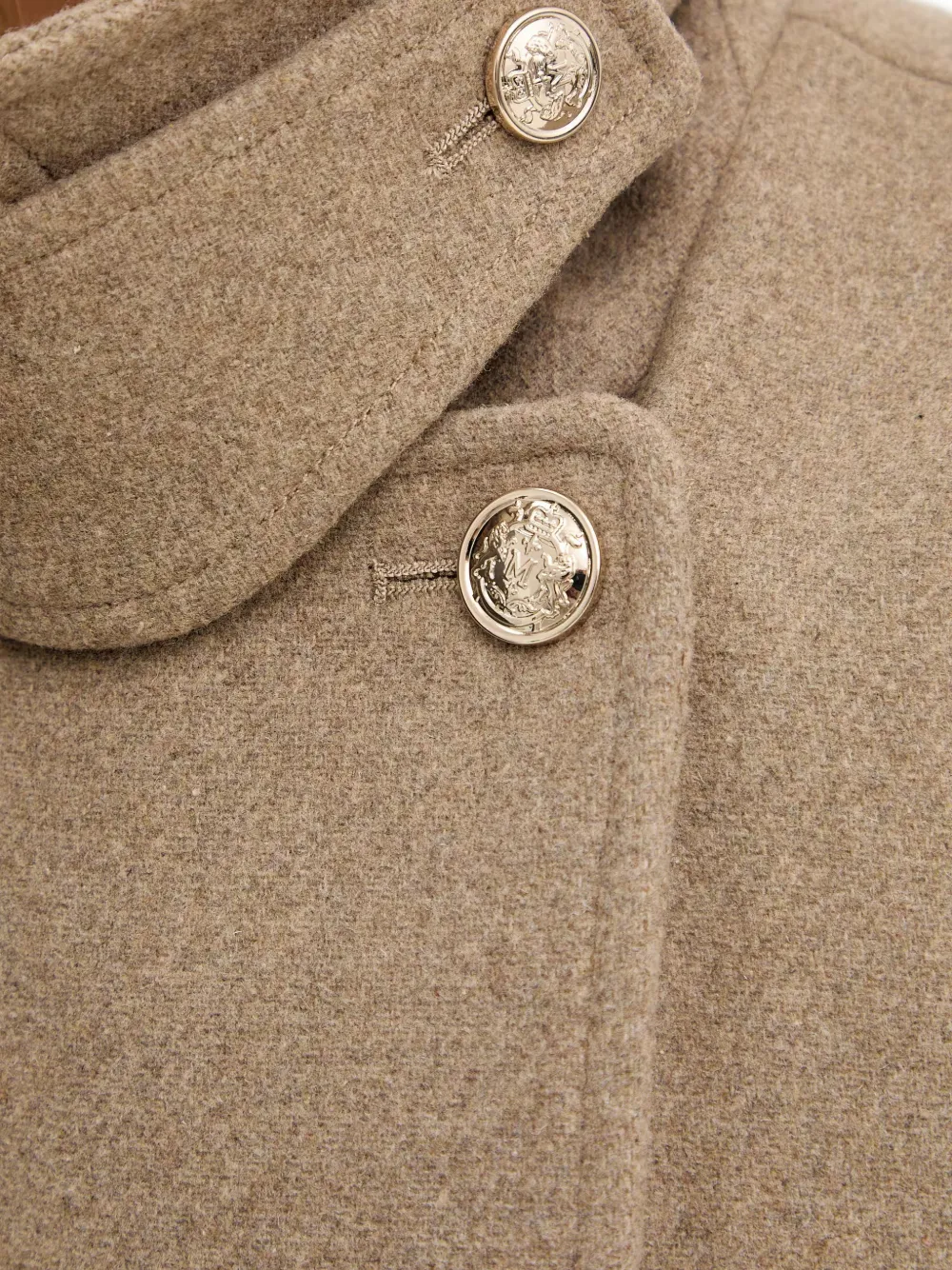 Morgan Goyam jas met dubbele rij knopen en manchetten met gesp Beige