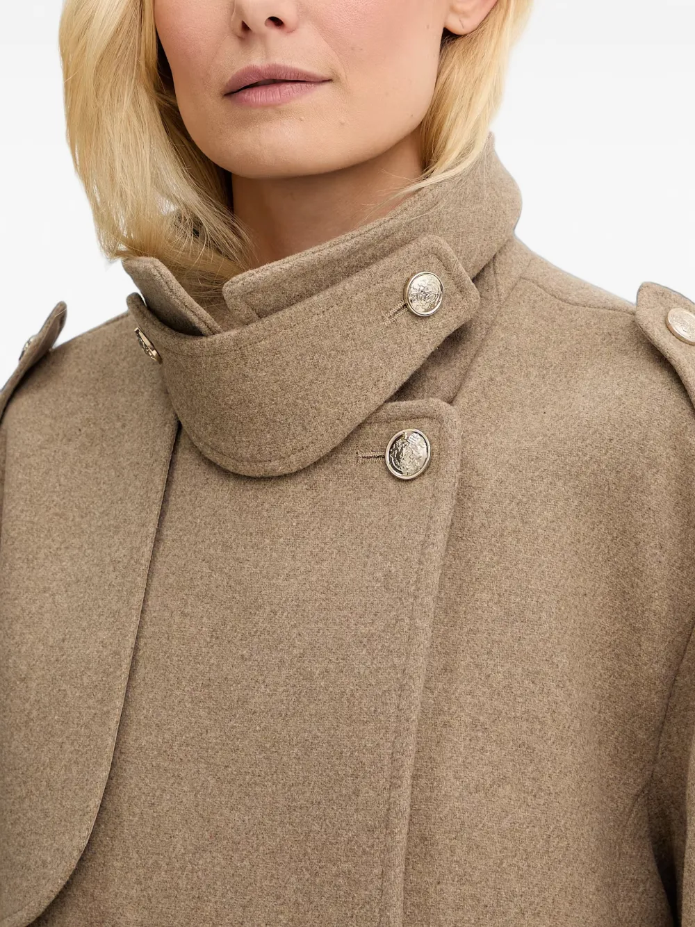 Morgan Goyam jas met dubbele rij knopen en manchetten met gesp Beige