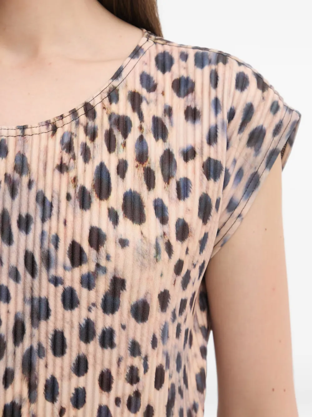Joseph Ribkoff Plissé top met luipaardprint Beige
