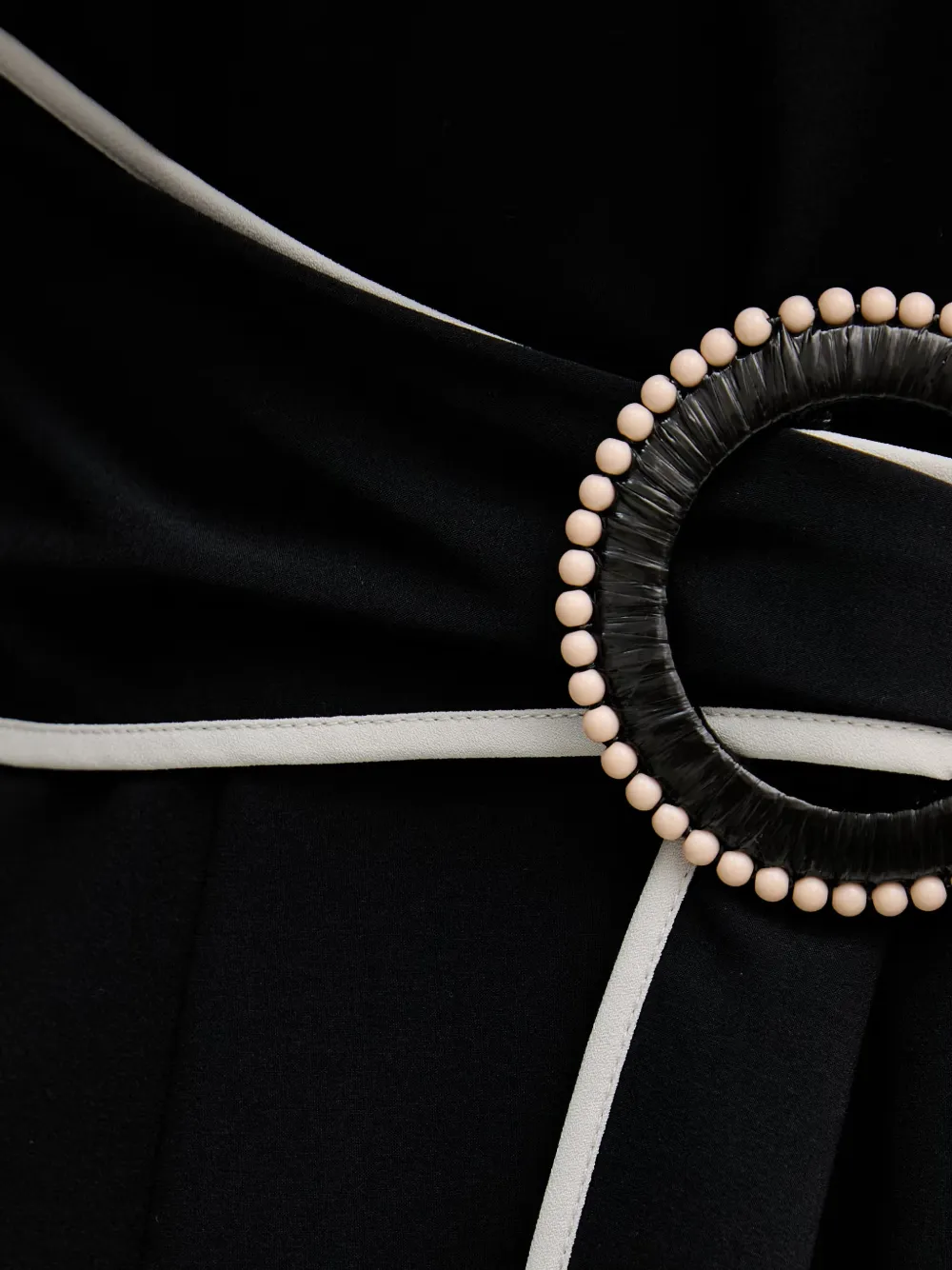 Joseph Ribkoff midi-jurk met gespdetail en afwerking Zwart