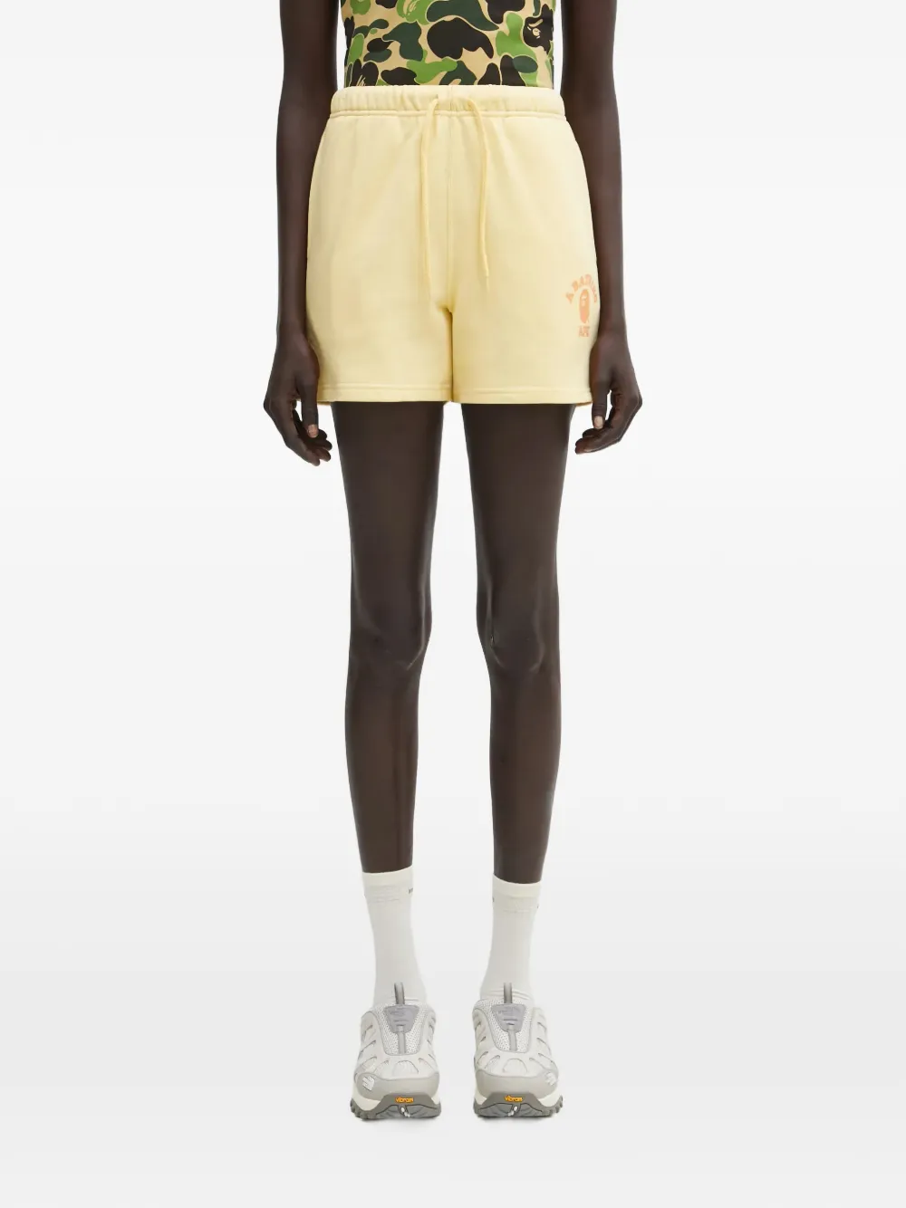A BATHING APE® Costume da bagno con logo e coulisse - Giallo