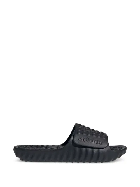 adidas Pantoletten mit Bommelstruktur und Logo-Prägung