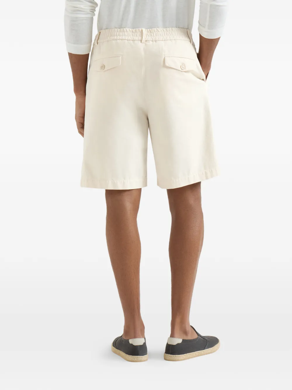 Brunello Cucinelli Bermuda shorts met elastische tailleband en gabardine Beige