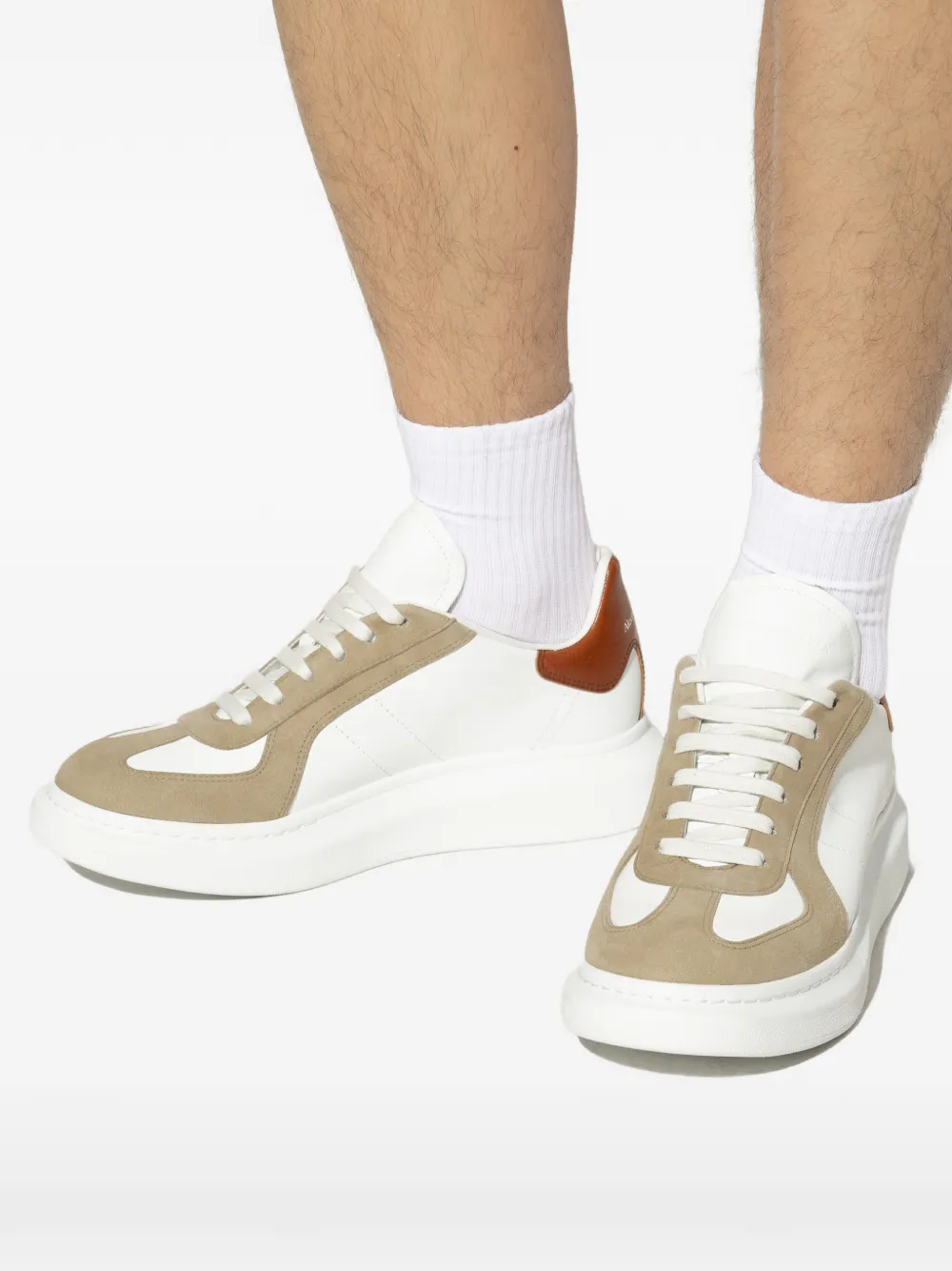 Alexander McQueen panelled leather sneakers Wit