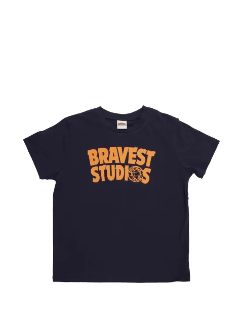 Bravest Studios playera Spin Off