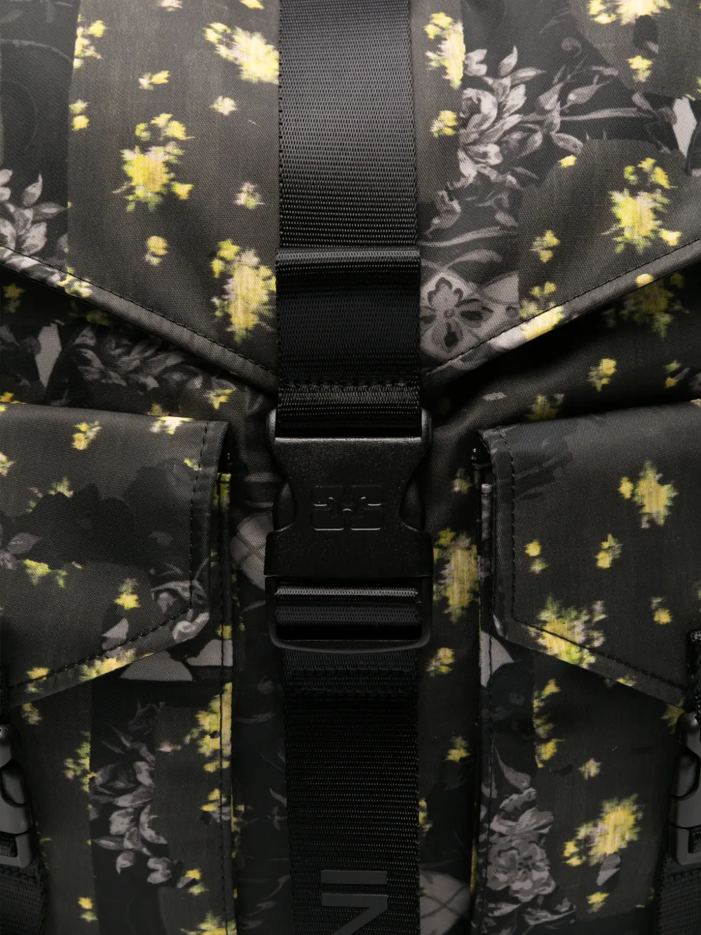 GANNI Rugzak met bloemenprint Zwart