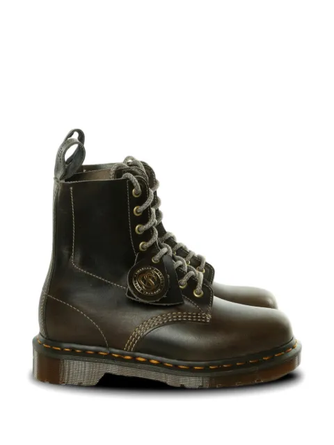 Dr. Martens 1460 Classic boots