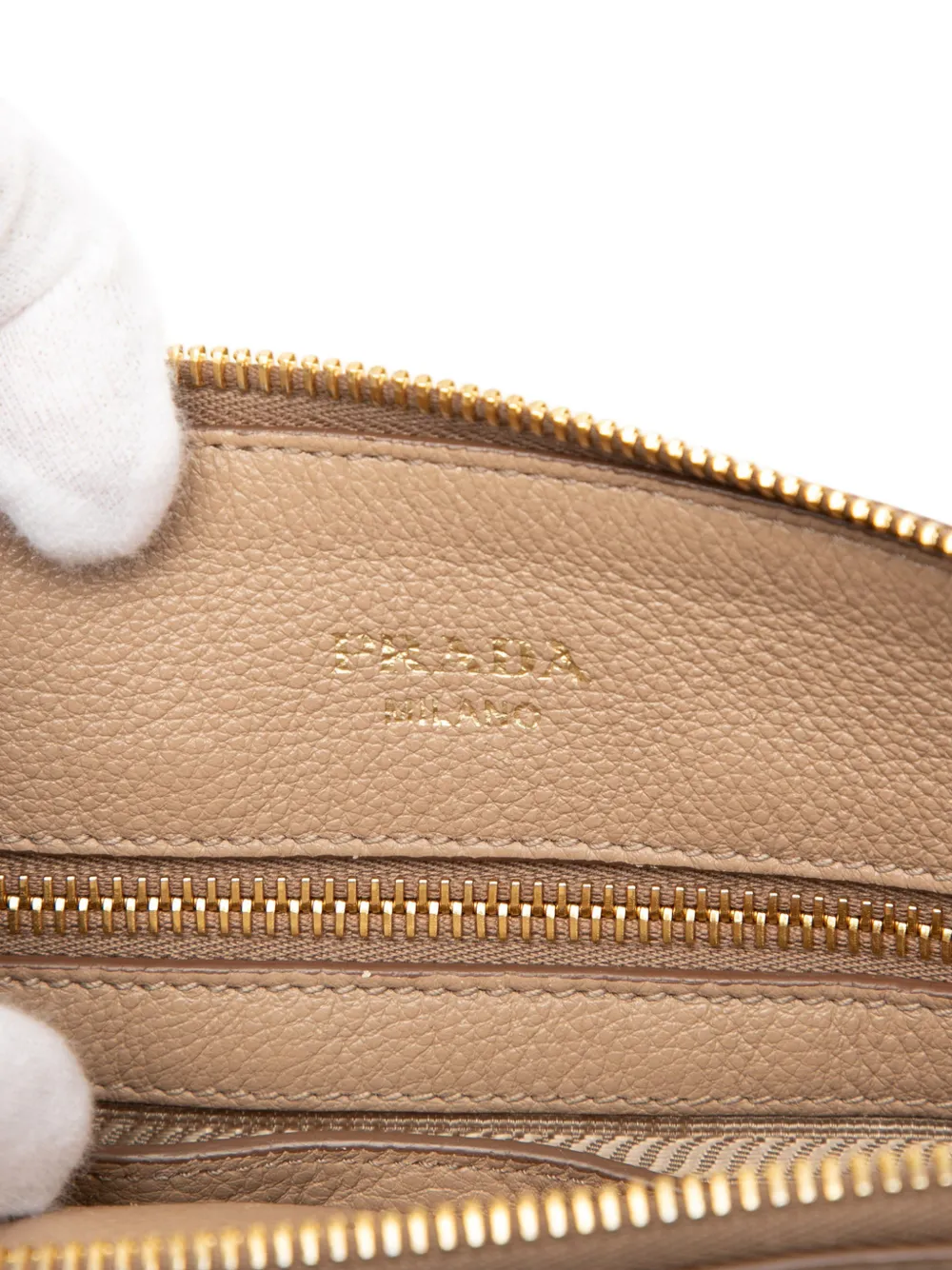 Prada Pre-Owned 2013-2026 Vitello Daino Zip Top Satchel | Neutrals