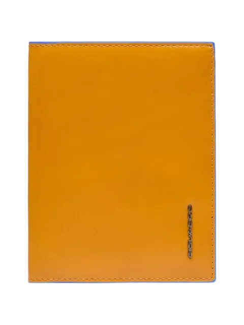 PIQUADRO leather passport holder