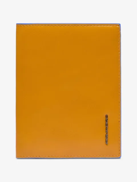PIQUADRO leather passport holder