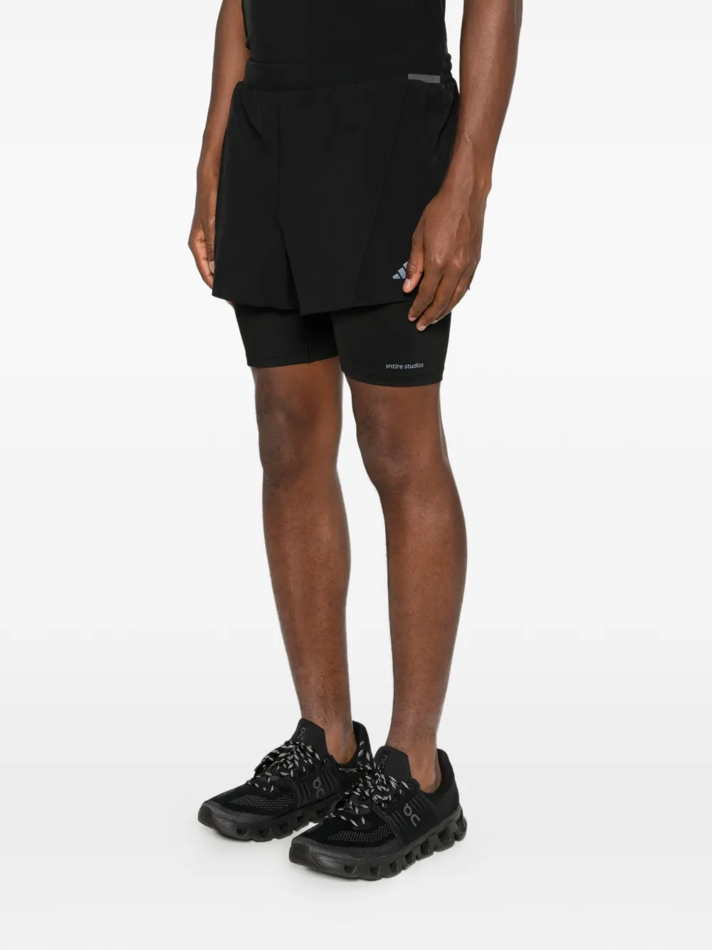 adidas x Gehele Studios gelaagde shorts met logoprint Zwart