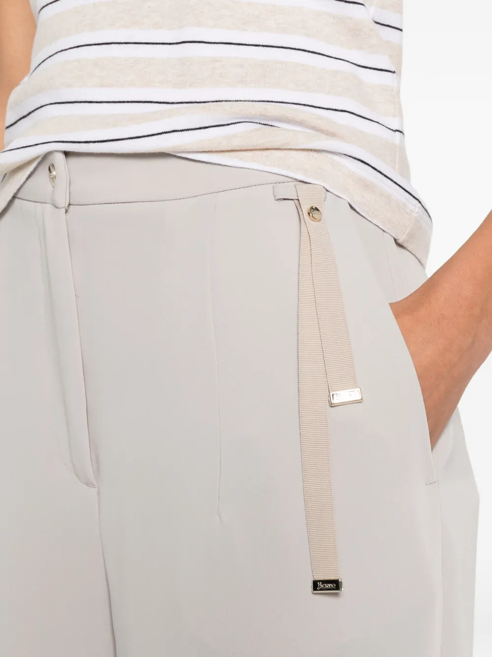 Herno Broek met grosgrain detail Grijs