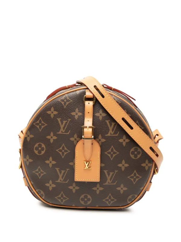 Louis Vuitton Pre-owned 2019 Monogram Boite Chapeaux Souple MM Crossbody Bag in Brown