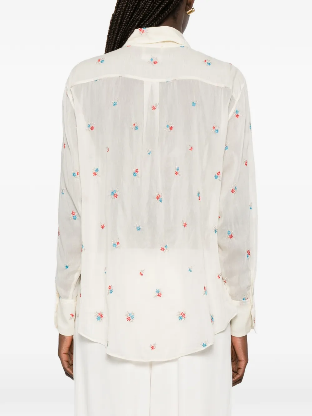 Forte Blouse met geborduurde bloemen en knopen Beige