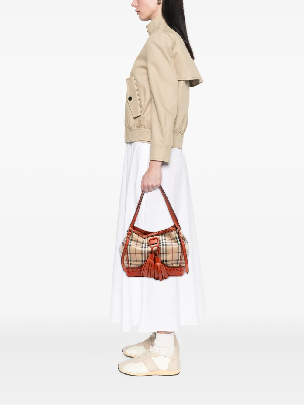  Burberry Pre-owned Petit Sac Cabas En Toile Enduite Haymarket Check à Perforations Et Pompons (2000-2017) - Orange 