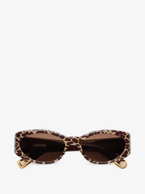 Jacquemus Ovalo Sonnenbrille mit Leopardenprint