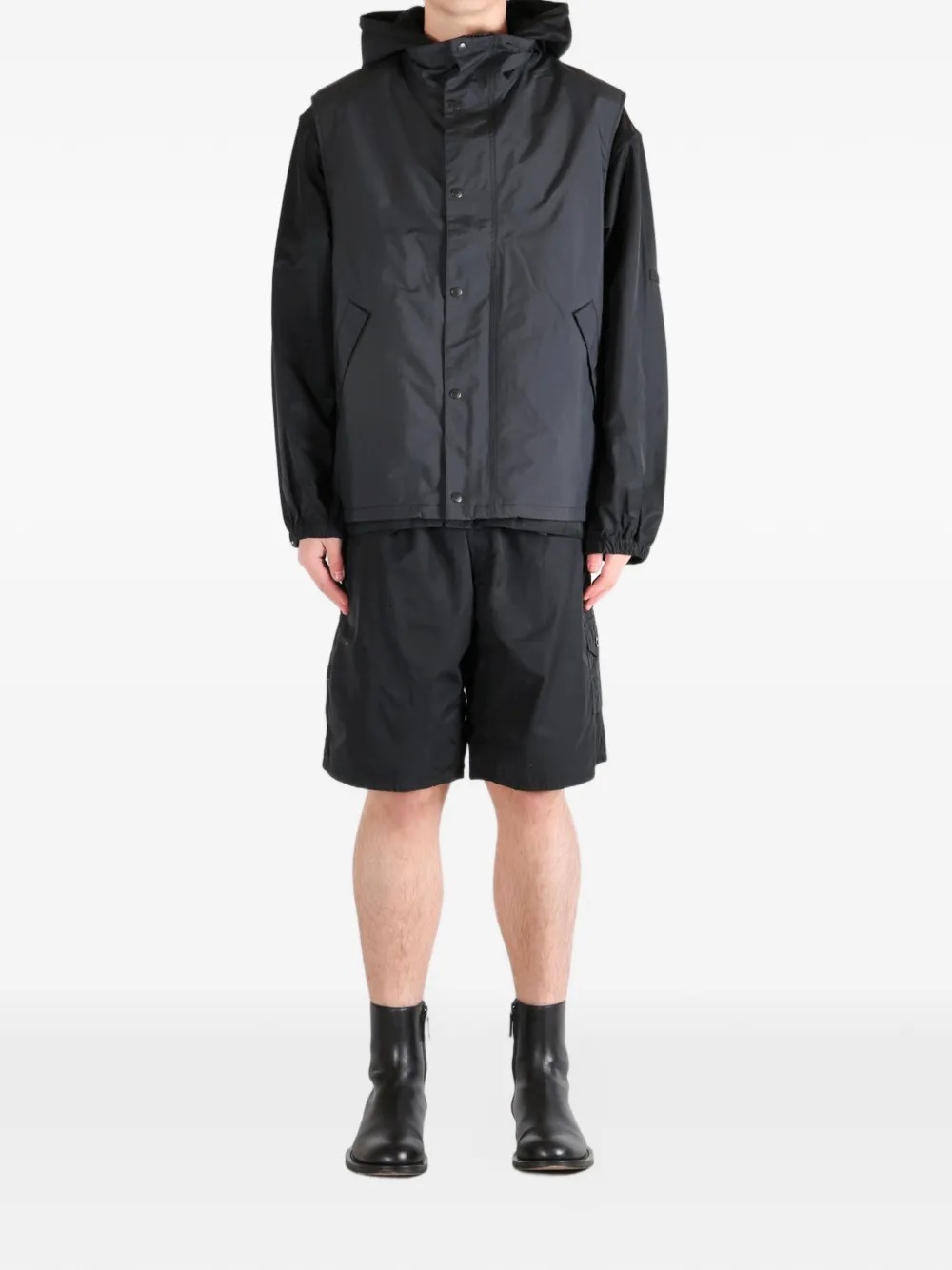 Nanamica Bodywarmer met capuchon en drukknopen Zwart