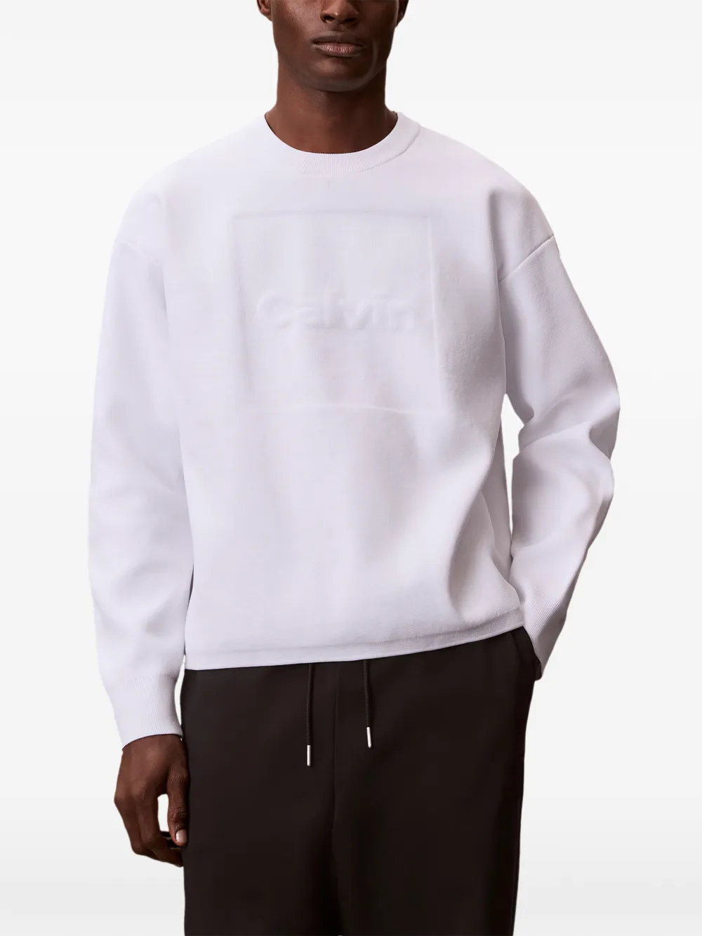  Calvin Klein Pull à Logo Embossé - Blanc 