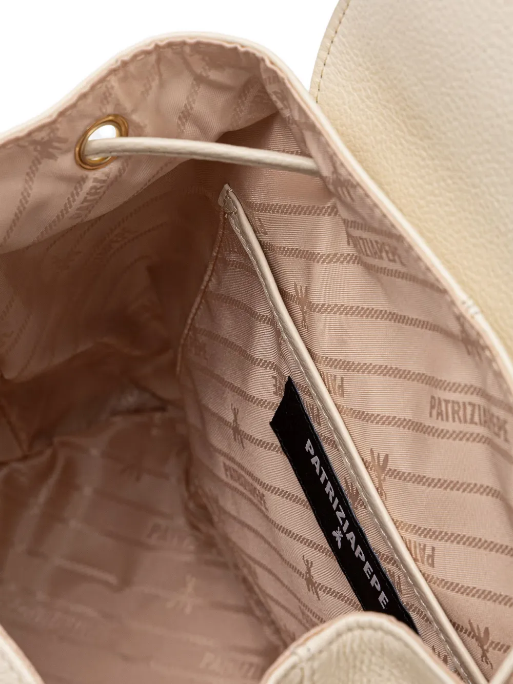 Patrizia Pepe Fly rugzak met gespsluiting Beige