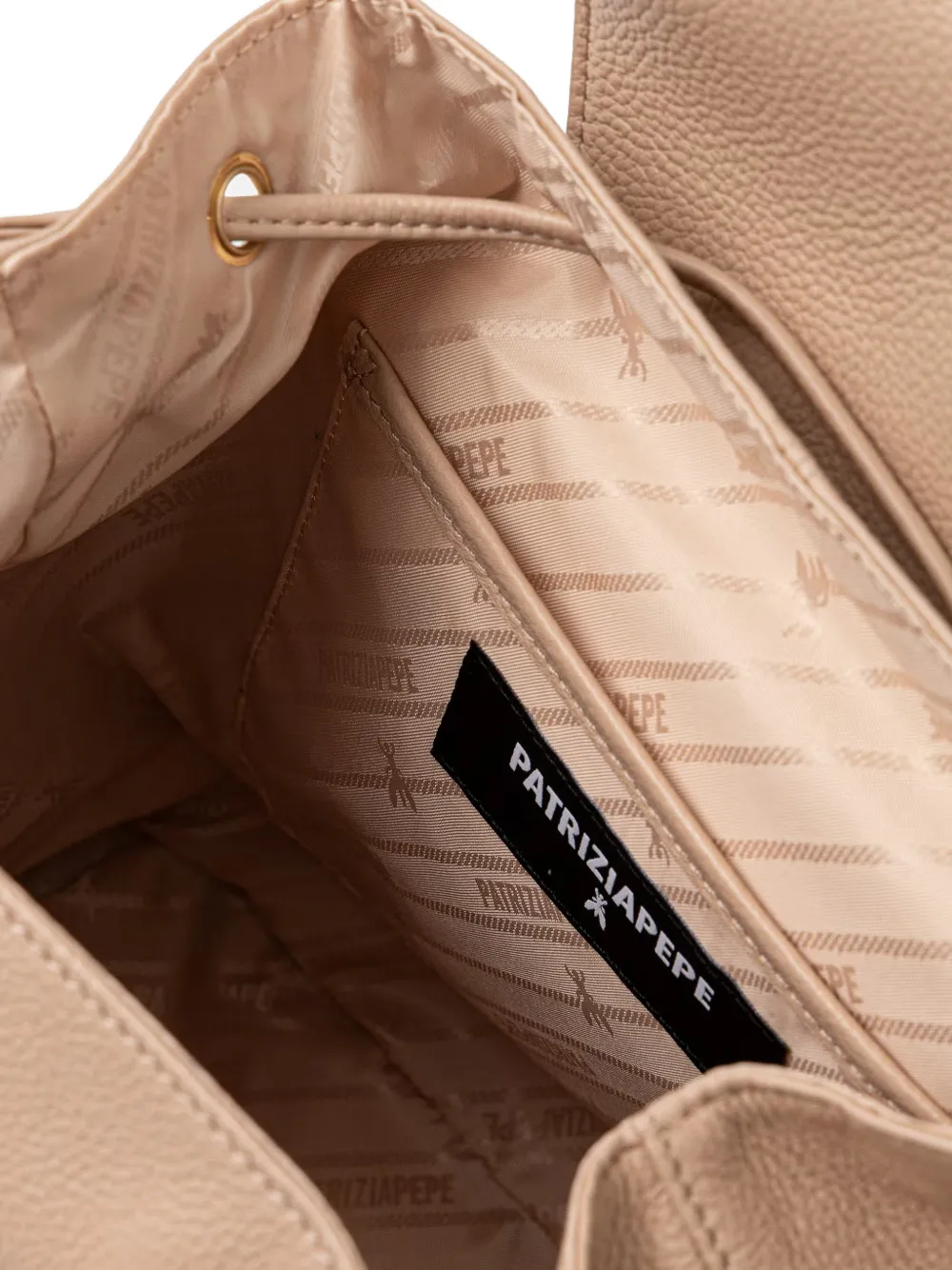 Patrizia Pepe Fly rugzak van bewerkt leer Beige