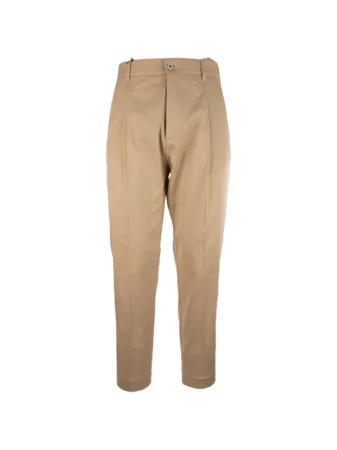 Pence button-fastening pleated trousers