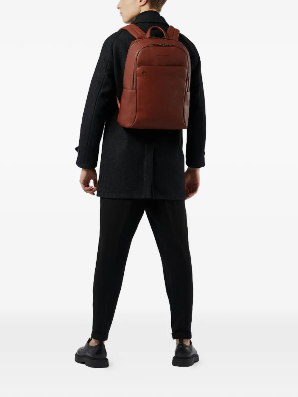 PIQUADRO grained-leather backpack | Image 2
