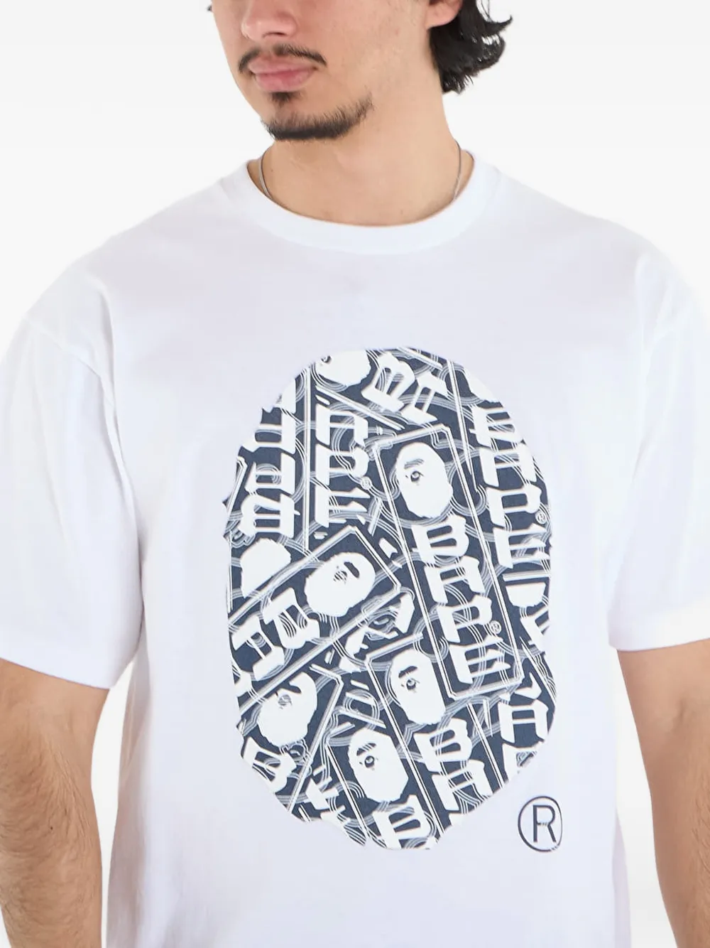 A BATHING APE Japanese T-shirt met camouflageprint Wit