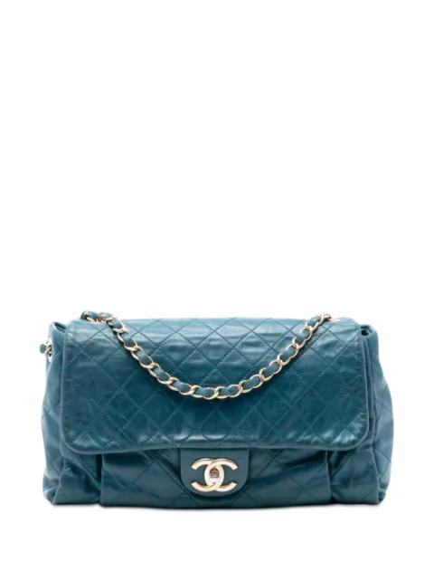 CHANEL Pre-Owned 2012-2013 Large Quilted Iridescent Calfskin Chic Quilt Flap shoulder bag