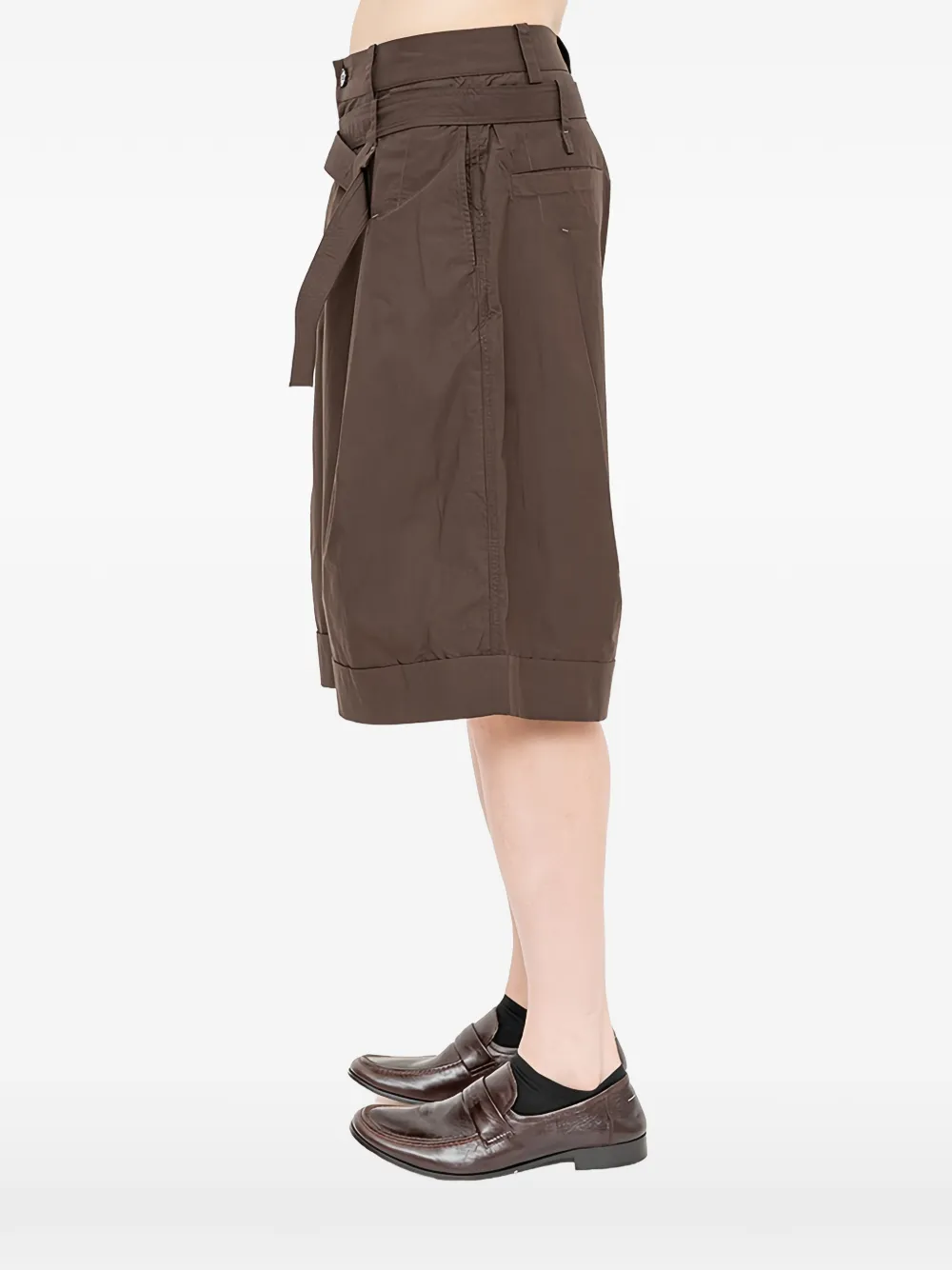 Joe Chia Tabih shorts met ceintuur Bruin