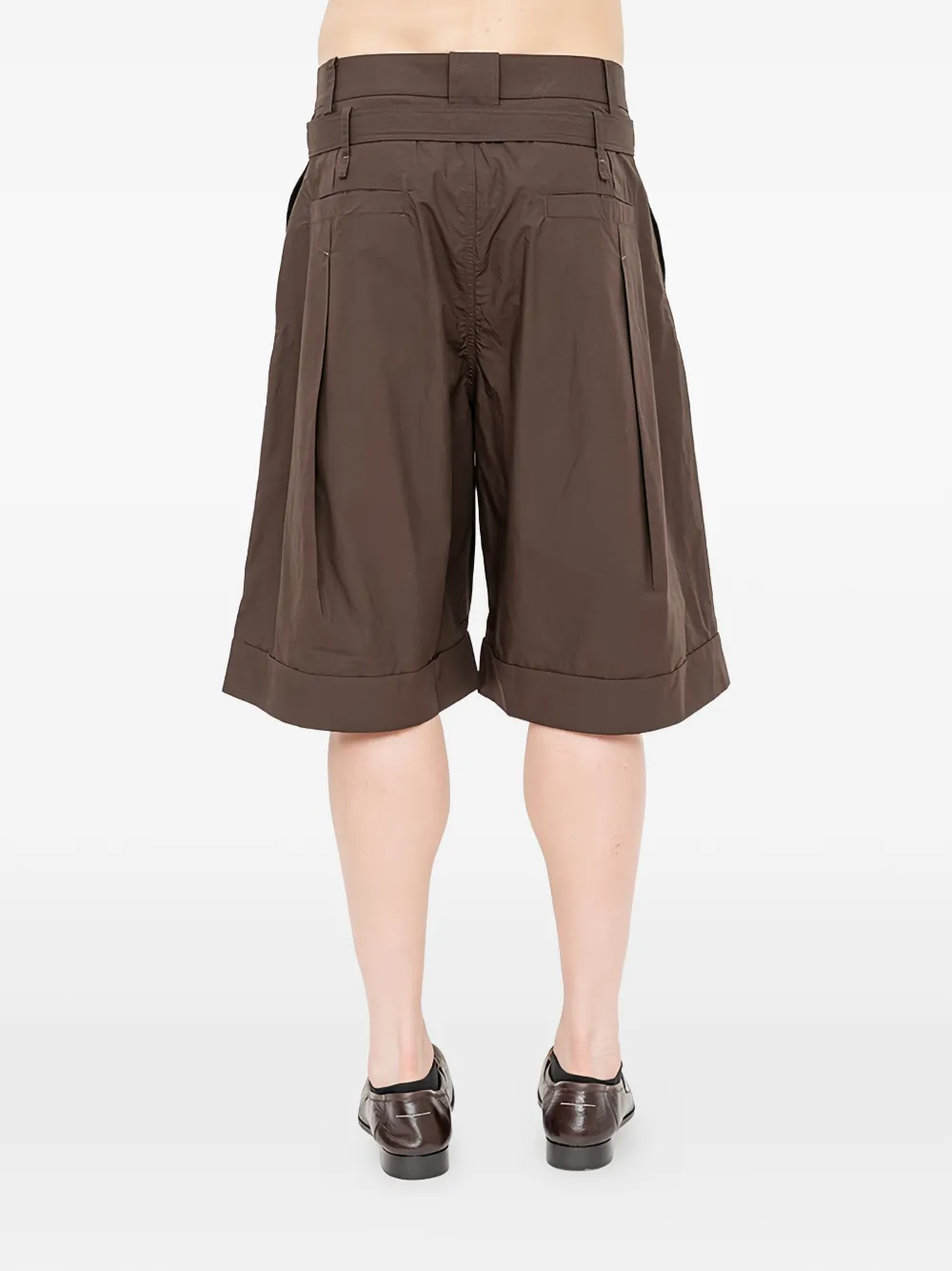 Joe Chia Tabih shorts met ceintuur Bruin