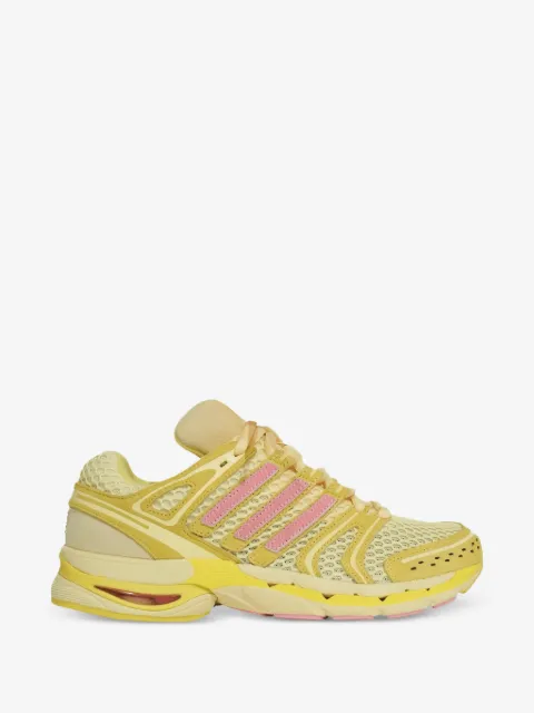 adidas tenis Adistar Control 5 Piggy Runner 2.0 Cheeseburger en colaboración con Unheardof