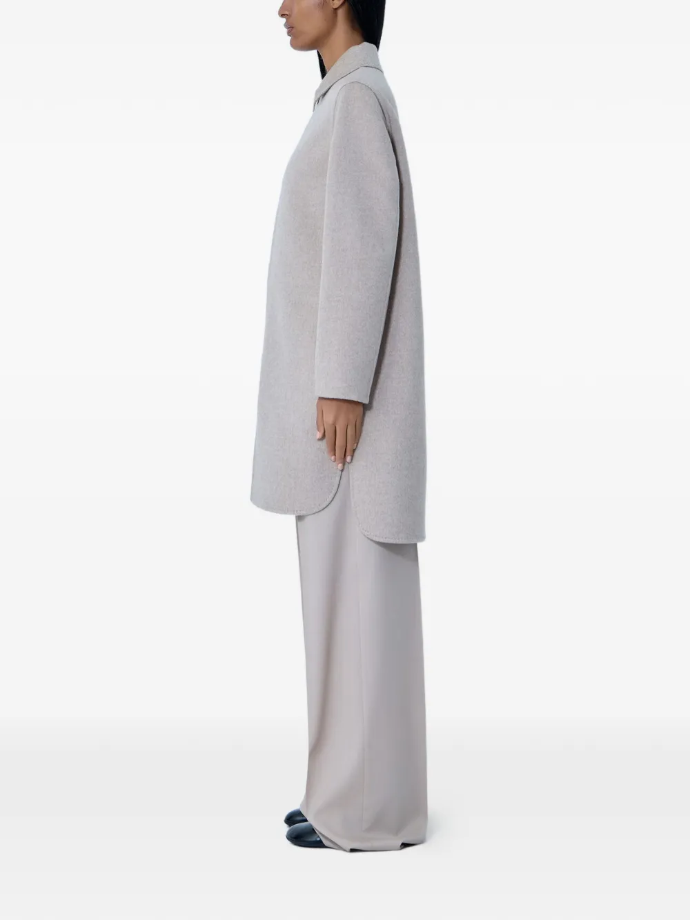Max Mara Jas met kraag en rits Beige