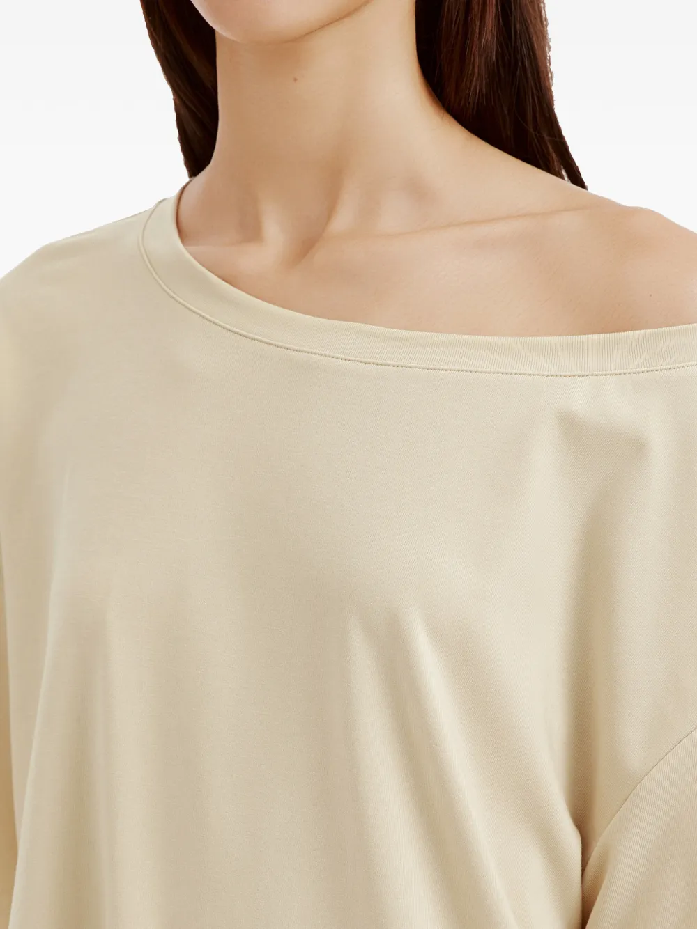 b+ab Off-shoulder gelaagde pyjama Beige