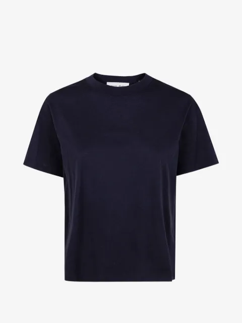 FEAR OF GOD ESSENTIALS playera con detalle del logo