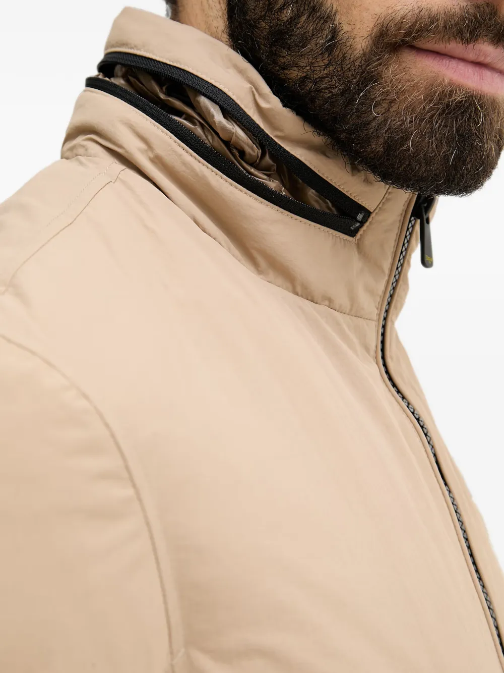 Blauer Dalton gewatteerd jack met logo-patch Beige