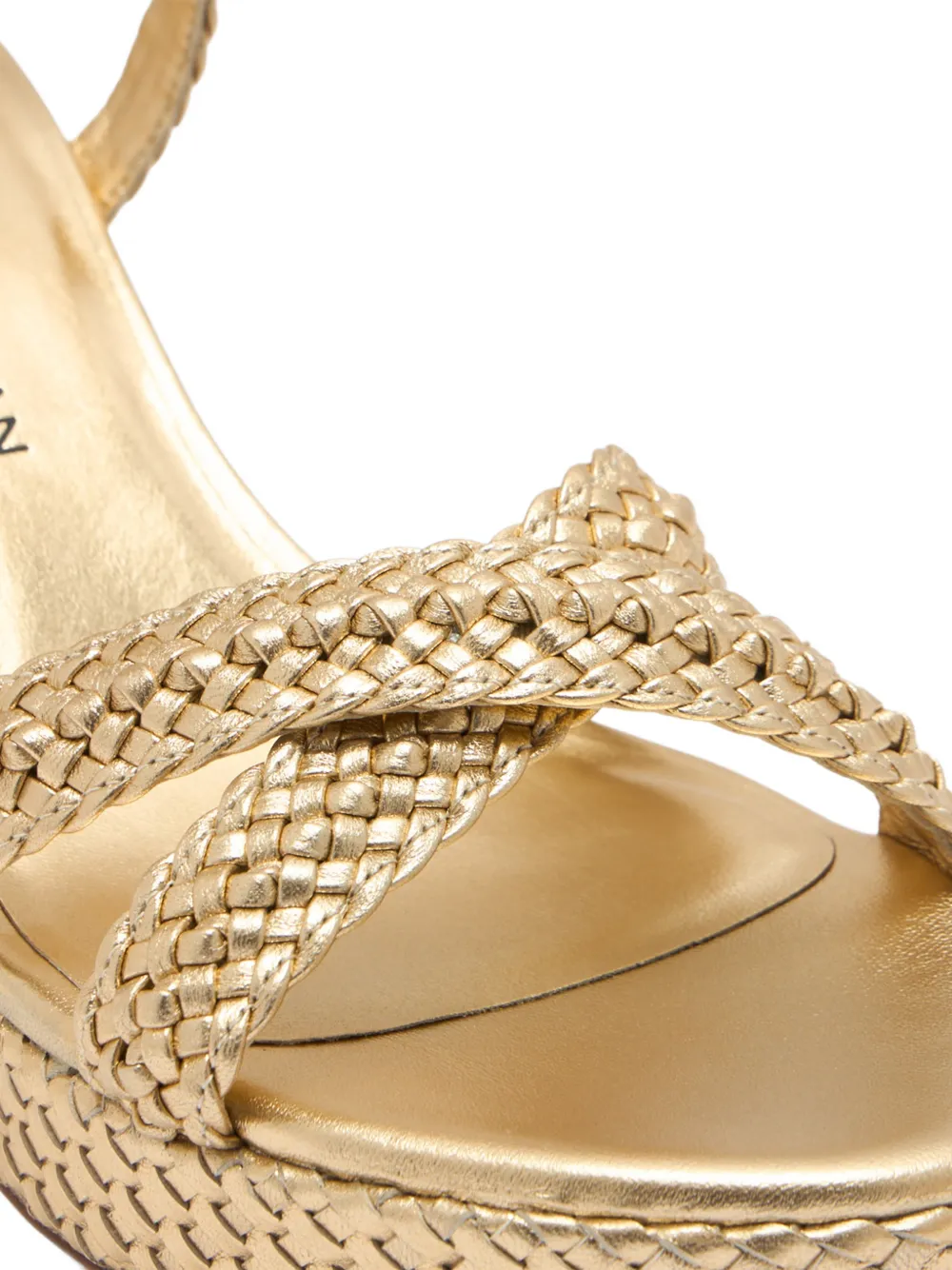 Stuart Weitzman Dayna metallic sandals Goud