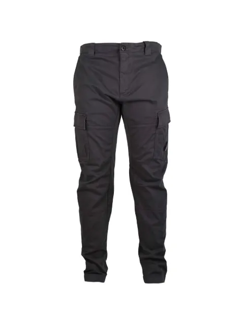C.P. Company Calça cargo com patch de logo