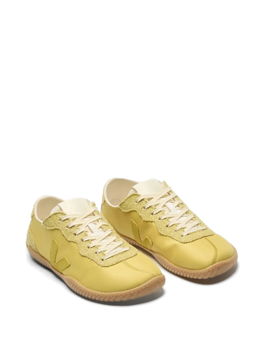 Baserange x Veja Jitsu sneakers met veters Geel