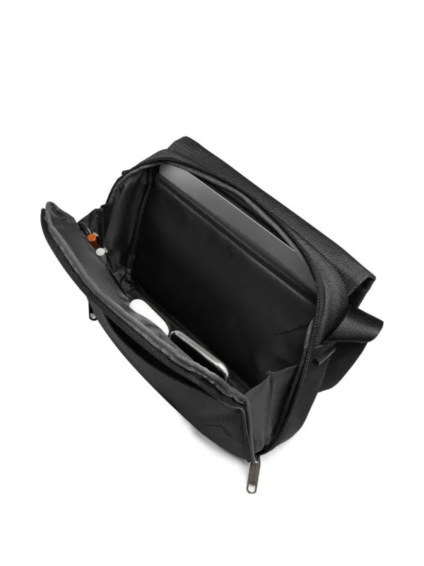 PIQUADRO フラップ メッセンジャーバッグ | ブラック | FARFETCH JP
