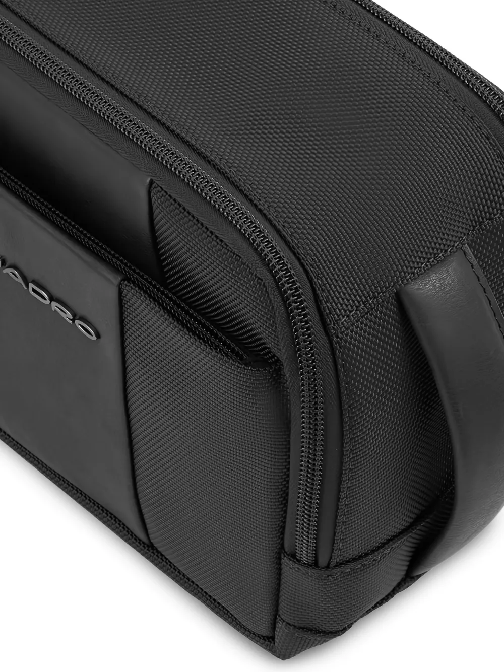 PIQUADRO Brief 2 toilettas Zwart