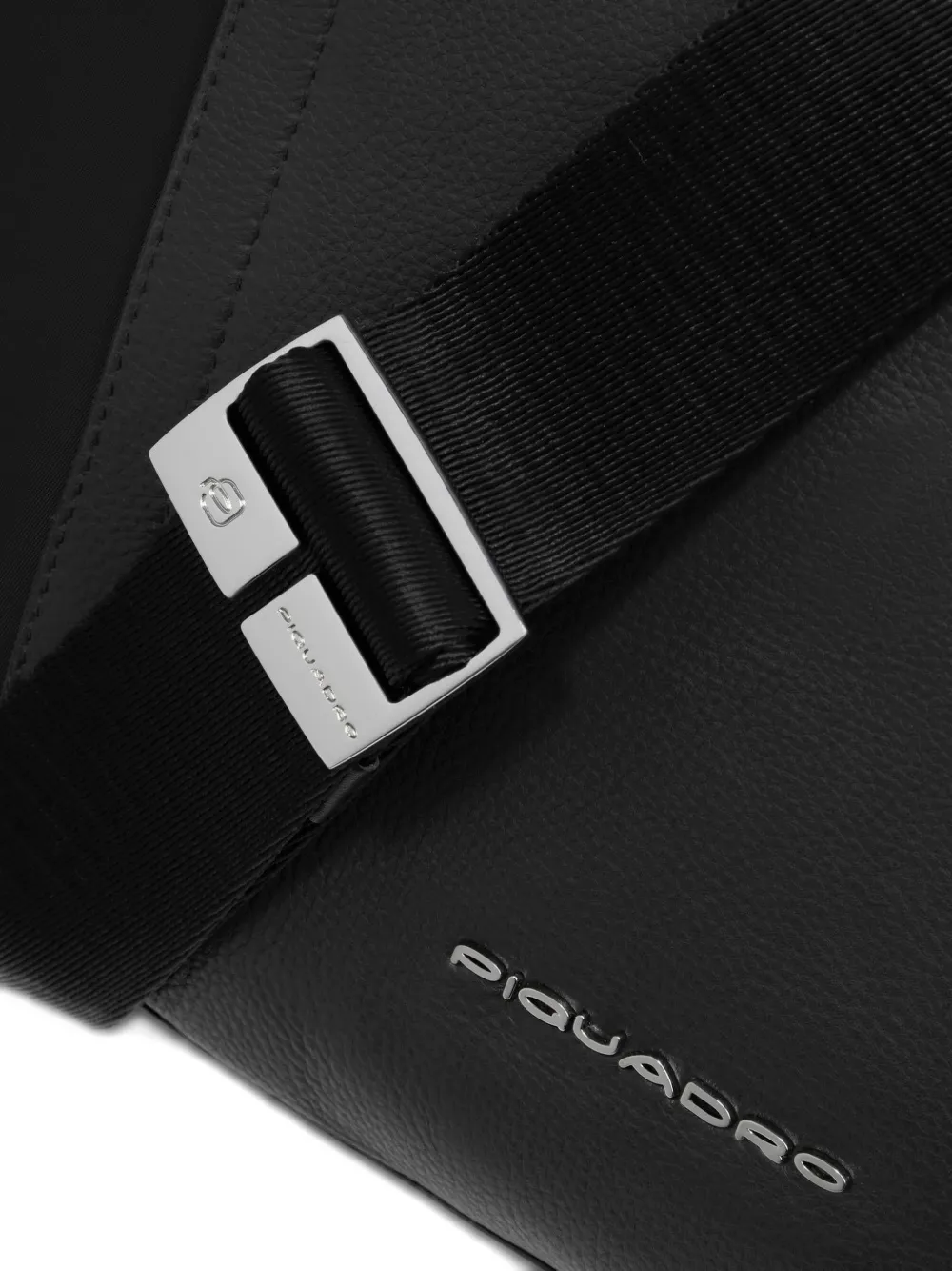 PIQUADRO Schoudertas met leren vlakken Zwart