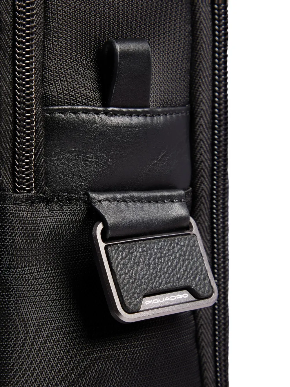 PIQUADRO Laptoptas met leren vlakken Zwart
