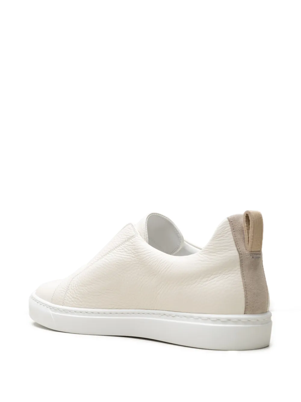 CHUCKIES Slip-on leren loafers van bewerkt leer Beige