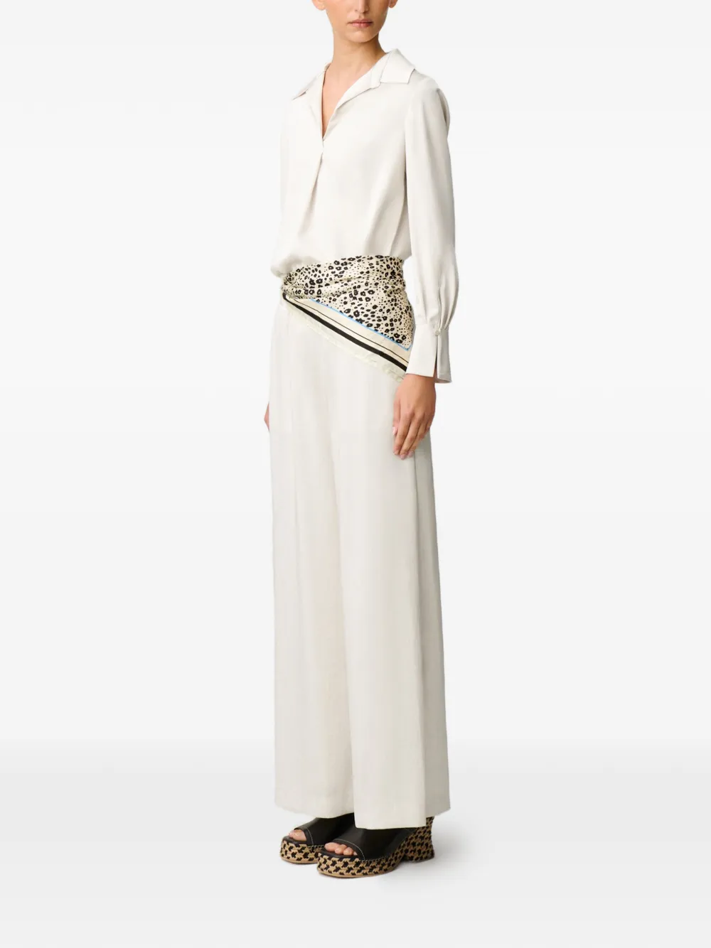 Claudie Pierlot Flowy blouse met kraag Beige