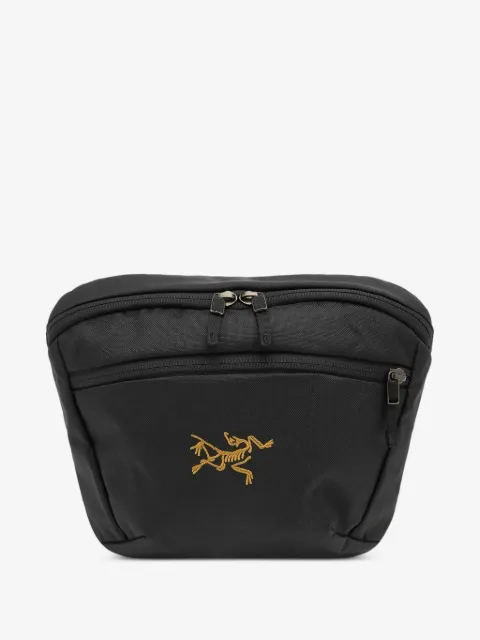 Arc'teryx Mantis 2 logo messenger bag