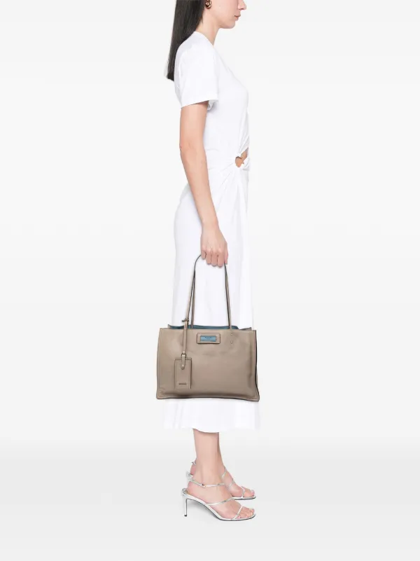 Prada Pre-Owned 2017-2026 Glace Calf Etiquette Tote Bag | Grey